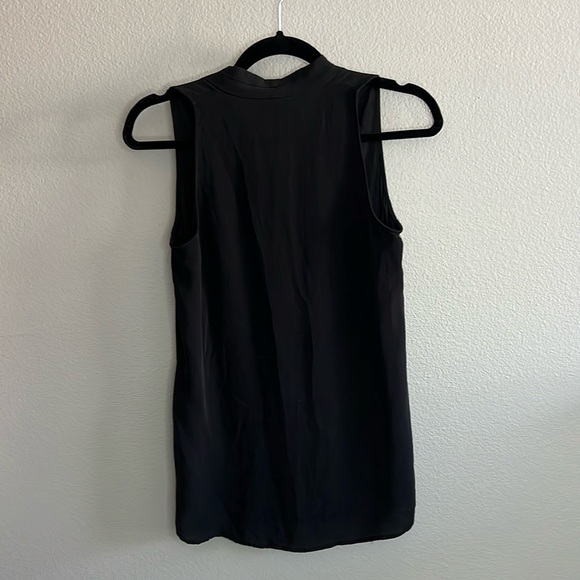 Beautiful silk tank Theory brand size S - Picture 2 of 6